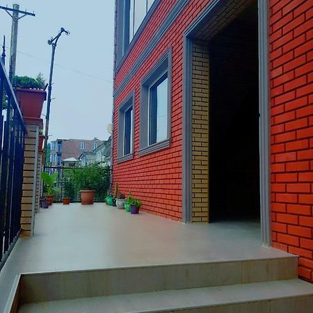 فندق Holiday House Chkonia باتومي المظهر الخارجي الصورة