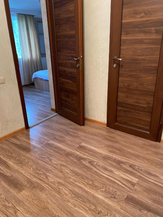 فندق Holiday House Chkonia باتومي المظهر الخارجي الصورة