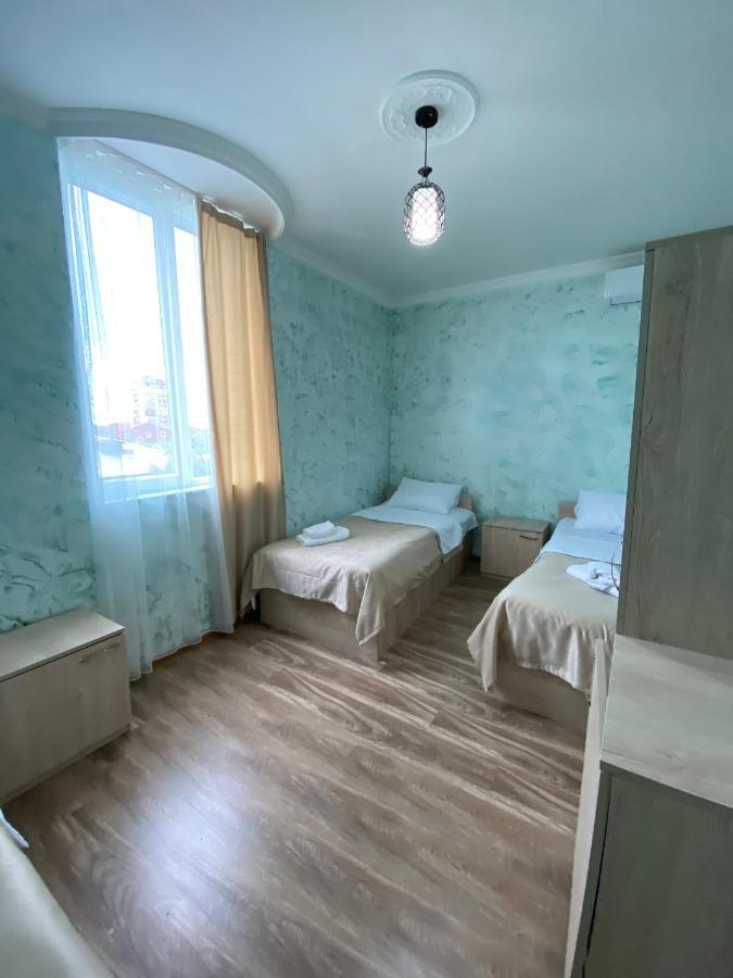 فندق Holiday House Chkonia باتومي المظهر الخارجي الصورة