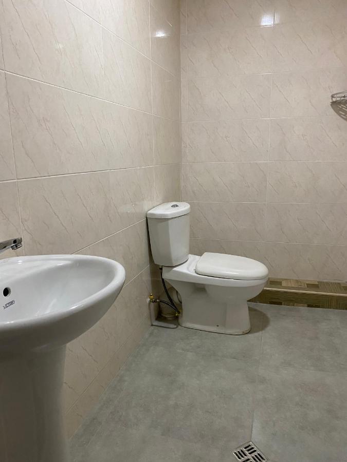 فندق Holiday House Chkonia باتومي المظهر الخارجي الصورة