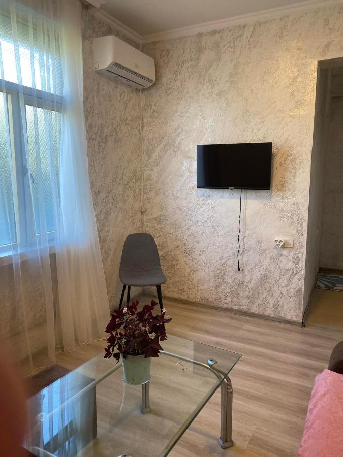 فندق Holiday House Chkonia باتومي المظهر الخارجي الصورة